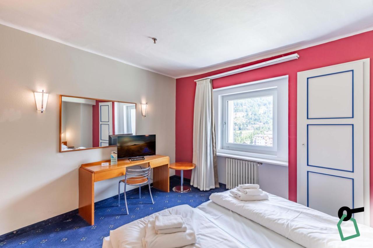 Hotiday Room Collection - Sauze Torre Саузе-д'Ульс Экстерьер фото