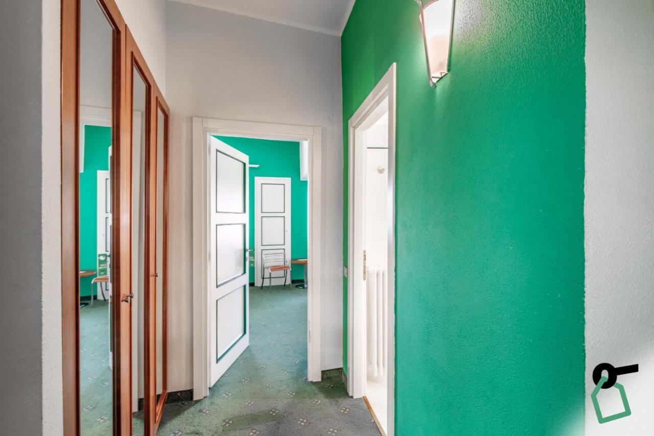 Hotiday Room Collection - Sauze Torre Саузе-д'Ульс Экстерьер фото