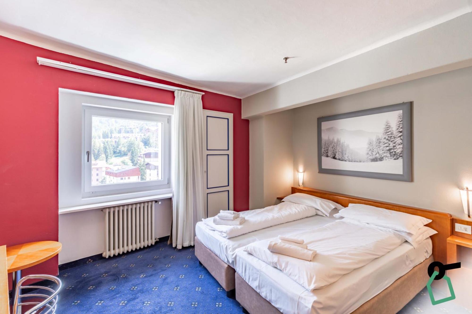 Hotiday Room Collection - Sauze Torre Саузе-д'Ульс Экстерьер фото